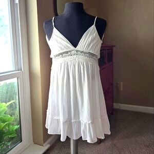White Short Sun Dress with Crochet Lace Detail Size L Spaghetti Straps Tie Back